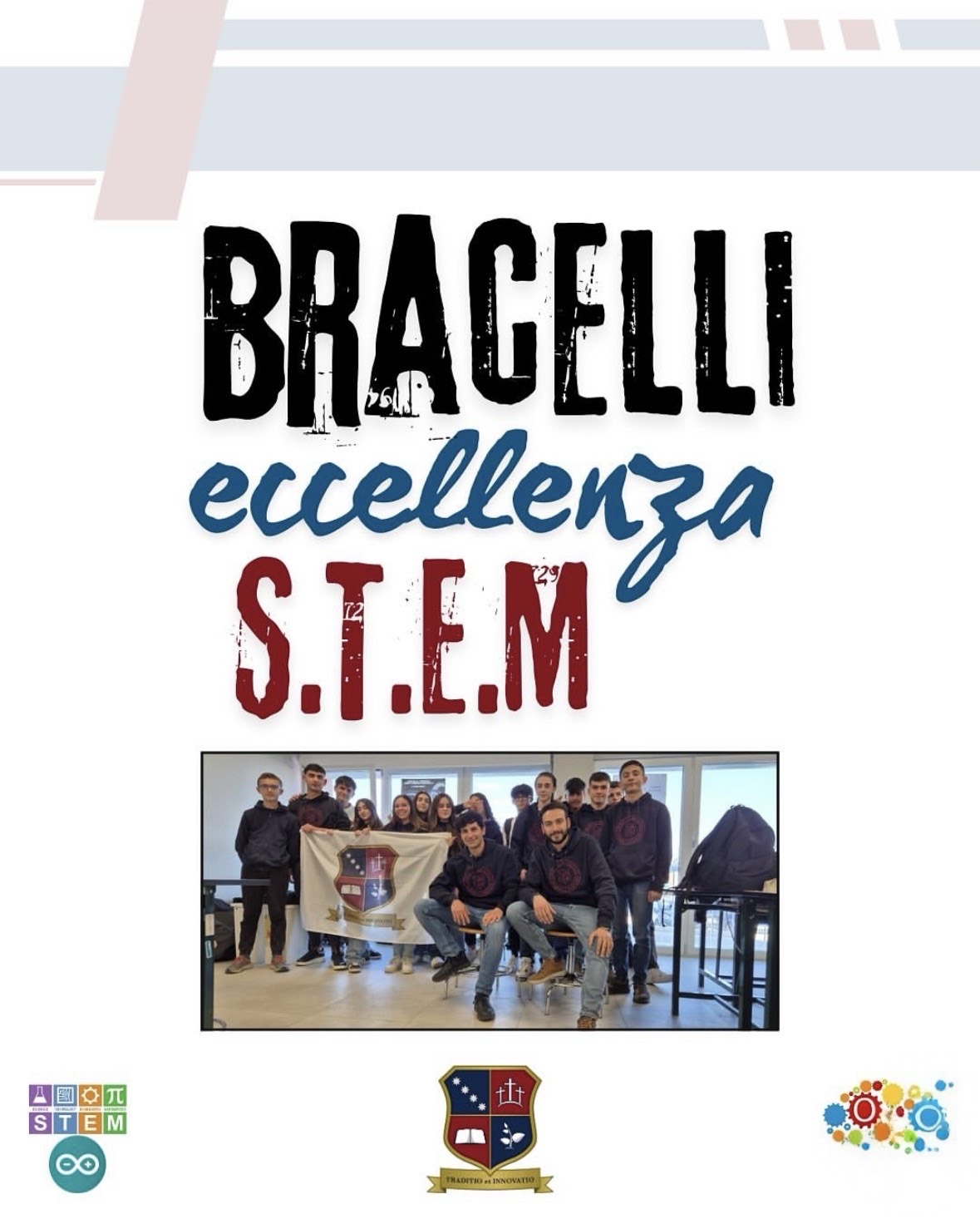 Gli studenti della scuola con la bandiera dell'istituto